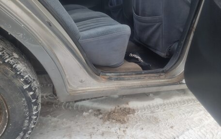 Hyundai Sonata III рестайлинг, 1997 год, 130 000 рублей, 13 фотография