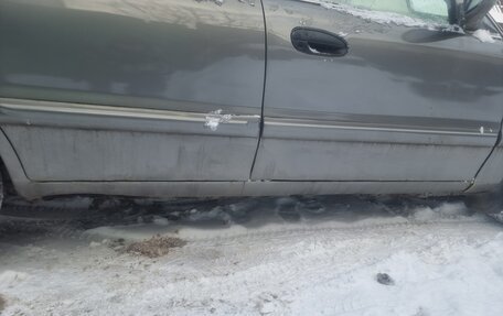 Hyundai Sonata III рестайлинг, 1997 год, 130 000 рублей, 5 фотография