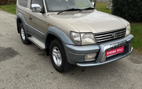 Toyota Land Cruiser Prado 90 рестайлинг, 2002 год, 1 350 000 рублей, 1 фотография