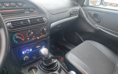 Chevrolet Niva I рестайлинг, 2012 год, 500 000 рублей, 2 фотография