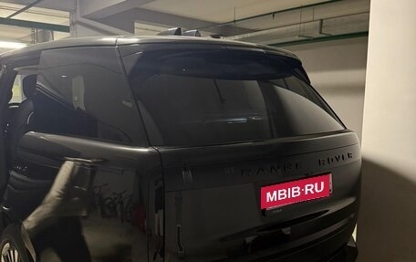 Land Rover Range Rover IV рестайлинг, 2023 год, 19 000 000 рублей, 4 фотография