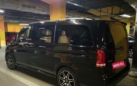 Mercedes-Benz V-Класс, 2019 год, 6 300 000 рублей, 2 фотография