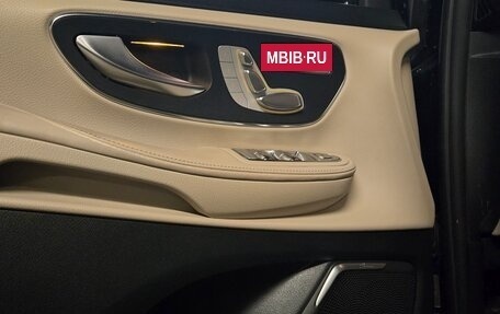 Mercedes-Benz V-Класс, 2019 год, 6 300 000 рублей, 5 фотография