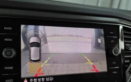 Volkswagen T-Roc I, 2021 год, 1 970 000 рублей, 13 фотография