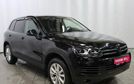 Volkswagen Touareg III, 2013 год, 2 545 000 рублей, 3 фотография