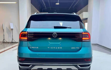 Volkswagen T-Cross I, 2021 год, 1 200 001 рублей, 5 фотография