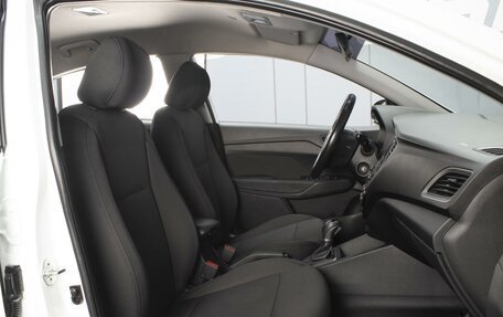 Hyundai Solaris II рестайлинг, 2017 год, 1 220 000 рублей, 7 фотография