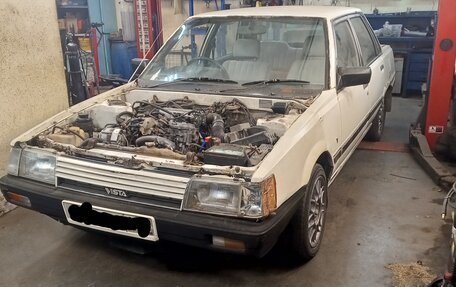 Toyota Camry, 1984 год, 150 000 рублей, 4 фотография