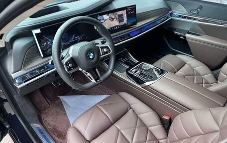 BMW 7 серия, 2024 год, 13 780 000 рублей, 11 фотография
