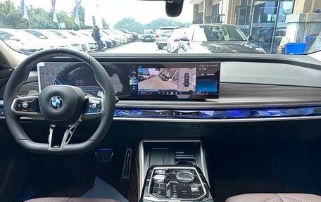 BMW 7 серия, 2024 год, 13 780 000 рублей, 14 фотография