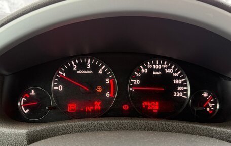 Nissan Pathfinder, 2011 год, 1 450 000 рублей, 13 фотография