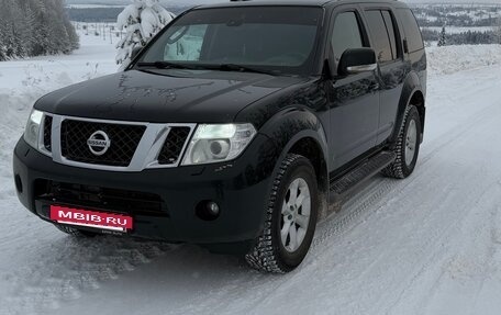 Nissan Pathfinder, 2011 год, 1 450 000 рублей, 2 фотография