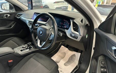 BMW 1 серия, 2019 год, 2 199 900 рублей, 10 фотография