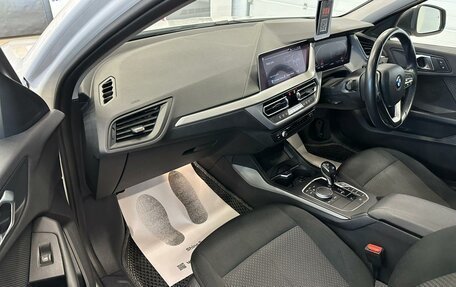 BMW 1 серия, 2019 год, 2 199 900 рублей, 12 фотография