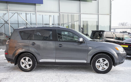 Mitsubishi Outlander III рестайлинг 3, 2008 год, 1 048 000 рублей, 11 фотография