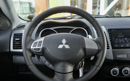 Mitsubishi Outlander III рестайлинг 3, 2008 год, 1 048 000 рублей, 17 фотография