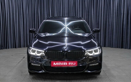 BMW 5 серия, 2018 год, 4 998 000 рублей, 2 фотография