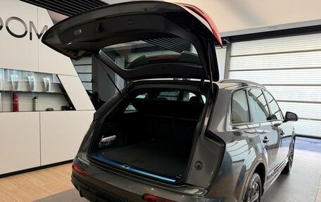 Audi Q7, 2025 год, 11 800 000 рублей, 13 фотография