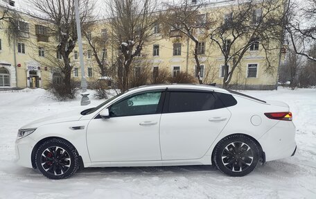 KIA Optima IV, 2017 год, 2 200 000 рублей, 7 фотография