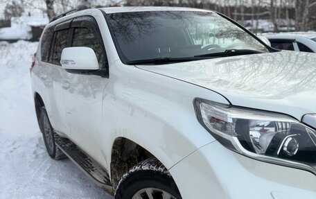 Toyota Land Cruiser Prado 150 рестайлинг 2, 2017 год, 3 500 000 рублей, 2 фотография