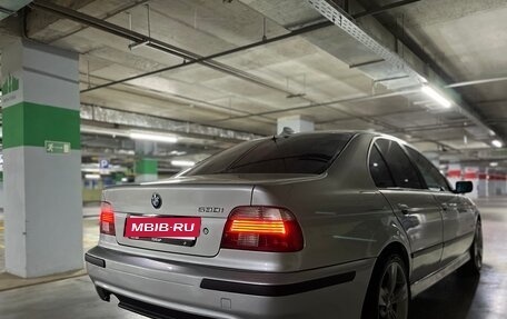 BMW 5 серия, 2001 год, 920 000 рублей, 8 фотография