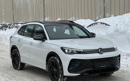 Volkswagen Tiguan, 2025 год, 4 990 000 рублей, 2 фотография