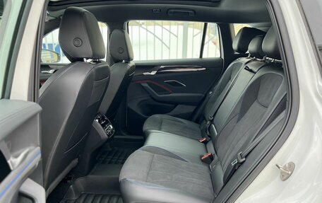 Volkswagen Tiguan, 2025 год, 4 990 000 рублей, 17 фотография