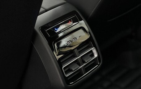 Volkswagen Tiguan, 2025 год, 4 990 000 рублей, 18 фотография