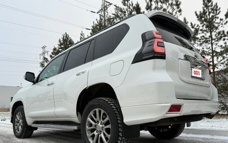 Toyota Land Cruiser Prado 150 рестайлинг 2, 2020 год, 5 150 000 рублей, 6 фотография