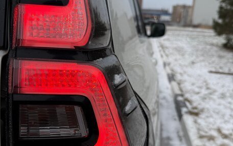 Toyota Land Cruiser Prado 150 рестайлинг 2, 2020 год, 5 150 000 рублей, 20 фотография