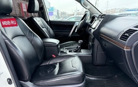 Toyota Land Cruiser Prado 150 рестайлинг 2, 2020 год, 5 150 000 рублей, 24 фотография