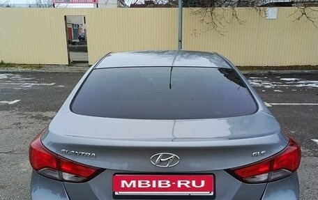 Hyundai Elantra V, 2014 год, 1 300 000 рублей, 2 фотография