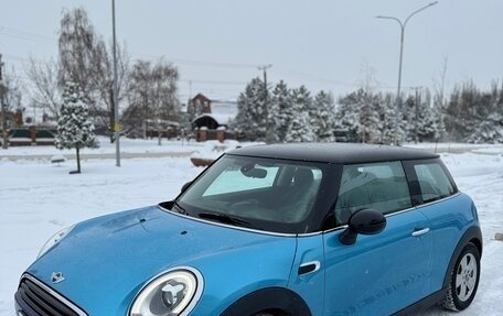 MINI Hatch, 2016 год, 1 800 000 рублей, 2 фотография
