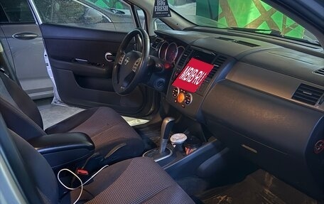 Nissan Tiida, 2010 год, 700 000 рублей, 10 фотография