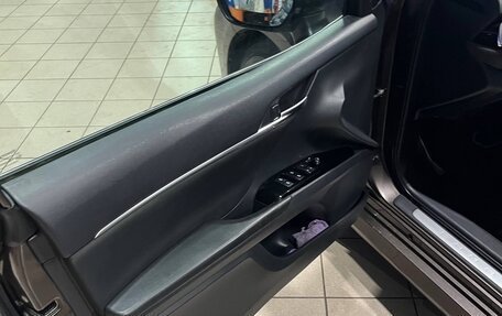 Toyota Camry, 2018 год, 2 030 000 рублей, 7 фотография