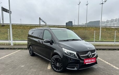 Mercedes-Benz V-Класс, 2020 год, 6 350 000 рублей, 3 фотография