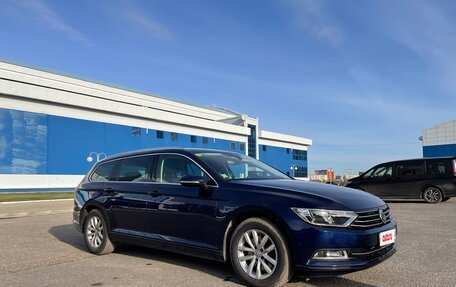 Volkswagen Passat B8 рестайлинг, 2018 год, 2 000 000 рублей, 14 фотография