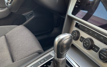 Volkswagen Passat B8 рестайлинг, 2018 год, 2 000 000 рублей, 10 фотография