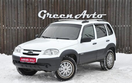 Chevrolet Niva I рестайлинг, 2017 год, 750 000 рублей, 1 фотография