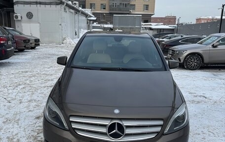 Mercedes-Benz B-Класс, 2013 год, 1 540 000 рублей, 1 фотография