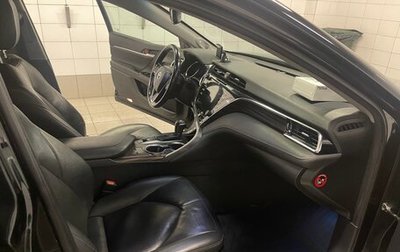 Toyota Camry, 2018 год, 2 500 000 рублей, 1 фотография