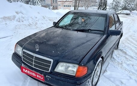 Mercedes-Benz C-Класс, 1995 год, 170 000 рублей, 1 фотография