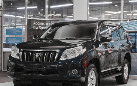 Toyota Land Cruiser Prado 150 рестайлинг 2, 2013 год, 2 605 000 рублей, 1 фотография