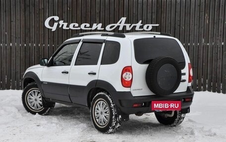 Chevrolet Niva I рестайлинг, 2017 год, 750 000 рублей, 3 фотография