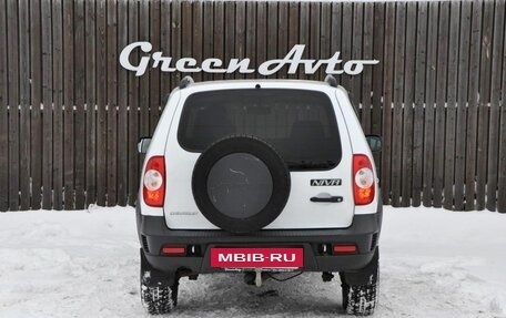 Chevrolet Niva I рестайлинг, 2017 год, 750 000 рублей, 4 фотография