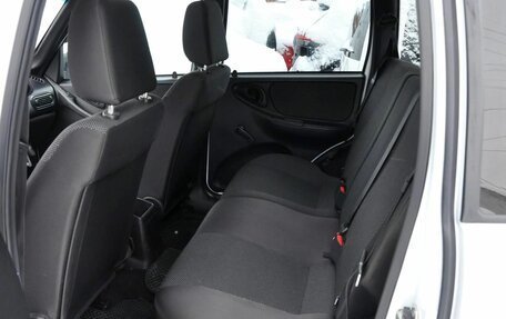 Chevrolet Niva I рестайлинг, 2017 год, 750 000 рублей, 11 фотография