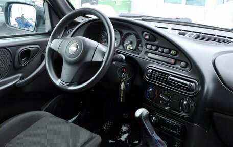 Chevrolet Niva I рестайлинг, 2017 год, 750 000 рублей, 9 фотография