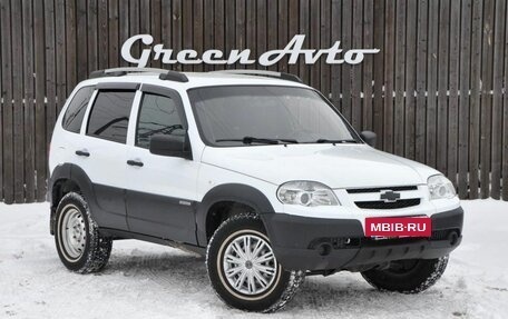 Chevrolet Niva I рестайлинг, 2017 год, 750 000 рублей, 7 фотография