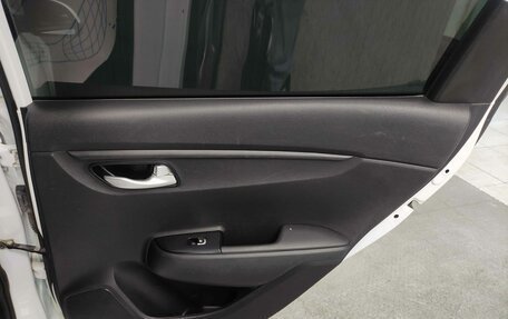 KIA Rio IV, 2021 год, 1 215 000 рублей, 17 фотография