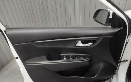 KIA Rio IV, 2021 год, 1 215 000 рублей, 14 фотография